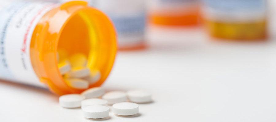 stock-prescription-pill-bottle_900x400